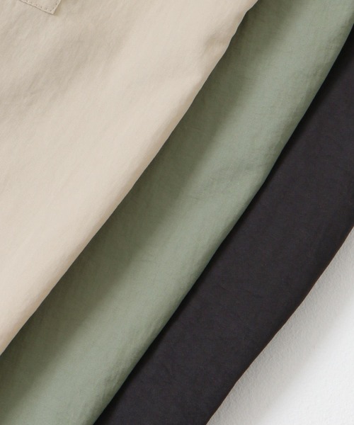 ITEMS URBANRESEARCH（アイテムズ アーバンリサーチ）の「オーバーサイズナイロン半袖シャツ（シャツ/ブラウス・メンズ・ベージュ/ブラック/カーキ・MEDIUM/LARGE）」の16枚目の写真