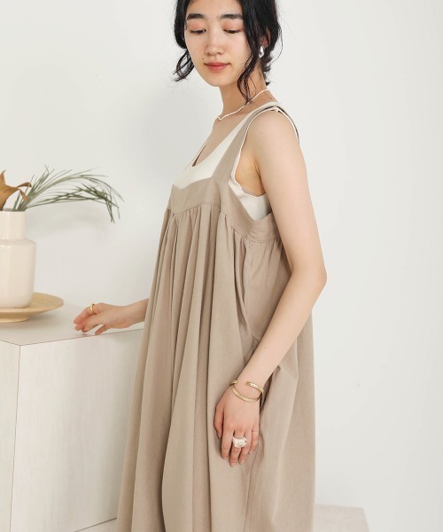 Bab(バブ)の「【WEB限定】ワイドシルエットサロペット(サロペット/オーバーオール・レディース・ブラック/ベージュ/ブラウン・FREE)」の21枚目の写真