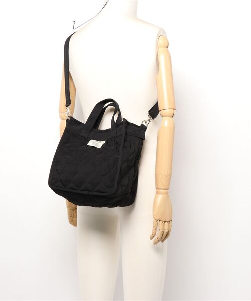 CONVERSE(コンバース)の「CONVERSE QUILTING PIPING SQUARE 2WAY TOTE BAG(トートバッグ・レディース・ベージュ/カーキ/ブラック・FREE)」の7枚目の写真