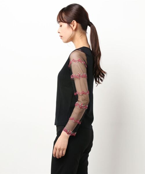 PINKHOUSE CHELSEA（ピンクハウスチェルシー）の「小花レース使いカットソ－（Tシャツ/カットソー・レディース・ブラック/オフホワイト/ピンク・SMALL/MEDIUM）」の4枚目の写真