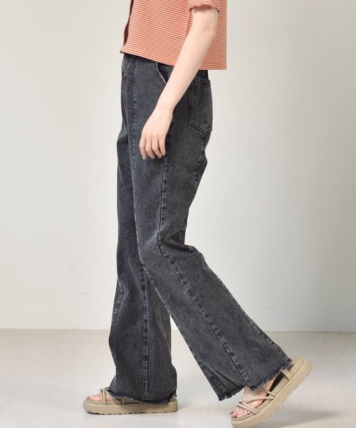 RETRO GIRL(レトロガール)の「ハイウエストフレアパンツ(デニムパンツ・レディース・ケミカルウォッシュ/ブラック/オフホワイト/インディゴブルー・FREE)」の10枚目の写真