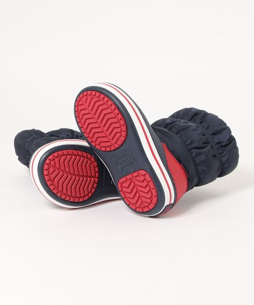 crocs（クロックス）の「クロックス crocs クロックバンド ウィンター ブーツ キッズ Crocband Winter Boot K（ブーツ・キッズ・ブルー/ピンク・18cm/19cm/20cm/21cm/17.5cm/18.5cm/19.5cm）」の3枚目の写真