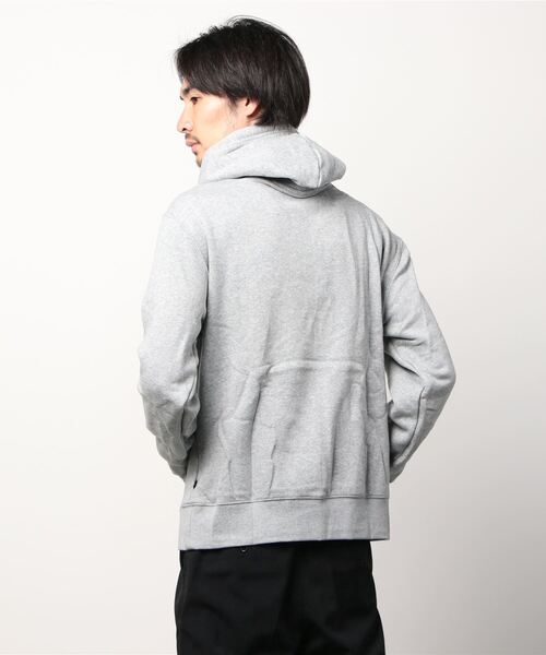 NIKE SB(ナイキエスビー)の「NIKE SB/ナイキエスビー パーカー DA4212-063(パーカー・メンズ・グレー・M/L/XL/S)」の3枚目の写真