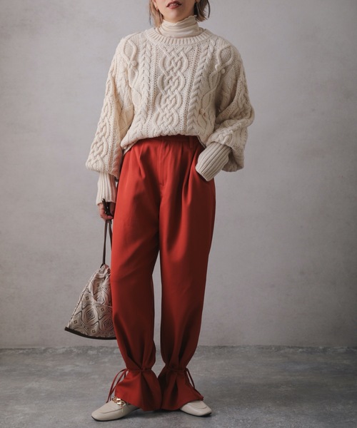 ap retro（アプレトロ）の「ケーブル編みパフスリーブニット（ニット/セーター・レディース・ブラック/ブルー/イエロー/アイボリー・FREE）」の14枚目の写真