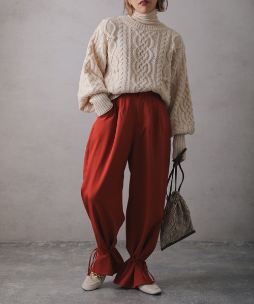 ap retro（アプレトロ）の「ケーブル編みパフスリーブニット（ニット/セーター・レディース・ブラック/ブルー/イエロー/アイボリー・FREE）」の12枚目の写真