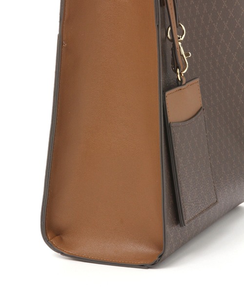GLOBAL WORK(グローバルワーク)の「モノグラム2WAYトート/218058(トートバッグ・レディース・ブラック/ブラウン/ダークブラウン・FREE)」の17枚目の写真