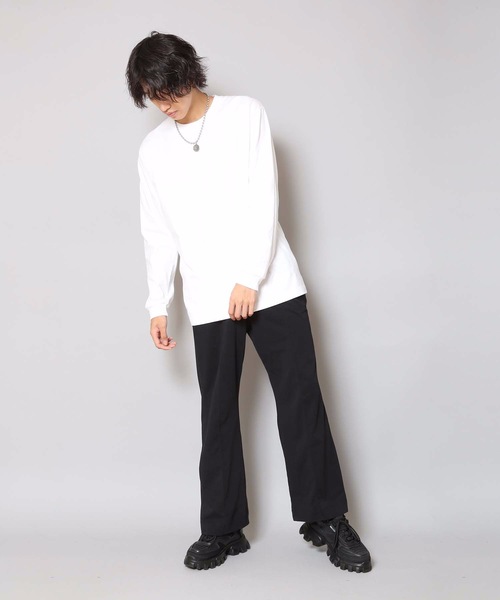HANES（ヘインズ）の「【HANES/ヘインズ】【2枚セット】BEEFY ビーフィー ロングスリーブTシャツ 2枚組 ロンT ヘビーウェイト 厚手で透けない 1枚着・インナー兼用 ユニセックス（Tシャツ/カットソー・メンズ・グレー/ネイビー/ホワイト/チャコールグレー/ブラック・LARGE/X-LARGE/MEDIUM/X-SMALL/SMALL）」の11枚目の写真