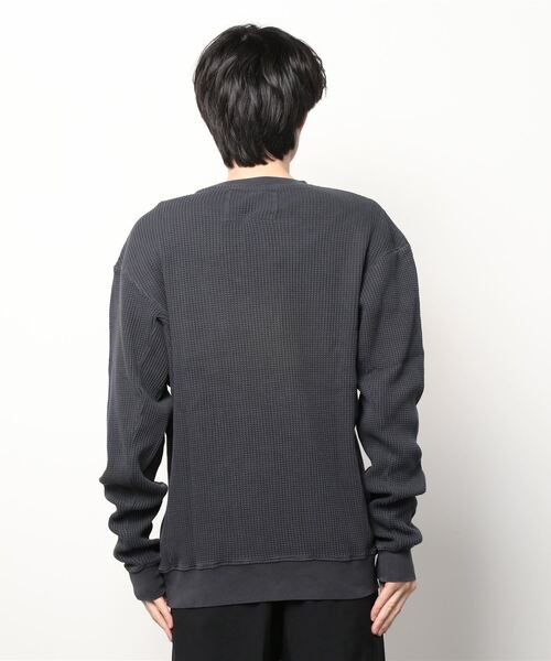 Quiksilver（クイックシルバー）の「クイックシルバー QUIKSILVER MELLOW WASH POCKET CREW（スウェット・メンズ・ベージュ/ホワイト/チャコールグレー・L/M/LL）」の4枚目の写真