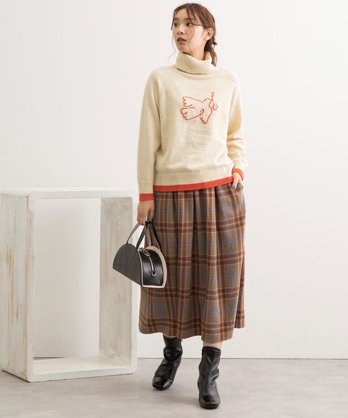 POU DOU DOU（プードゥドゥ）の「バードインターシャタートルニット（ニット/セーター・レディース・アイボリー/ベージュ/ダークグレー・3）」の7枚目の写真