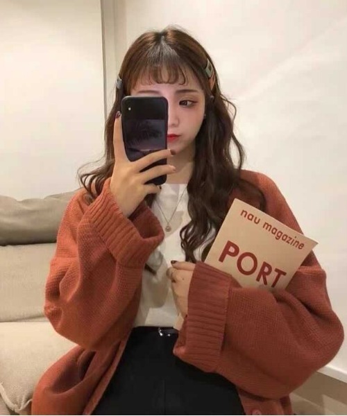 SONA(ソナ)の「SONYUNARA Vネックルーズフィットカーディガン(Tシャツ/カットソー・レディース・ブラック/ベージュ/ブラウン/アイボリー・FREE)」の6枚目の写真