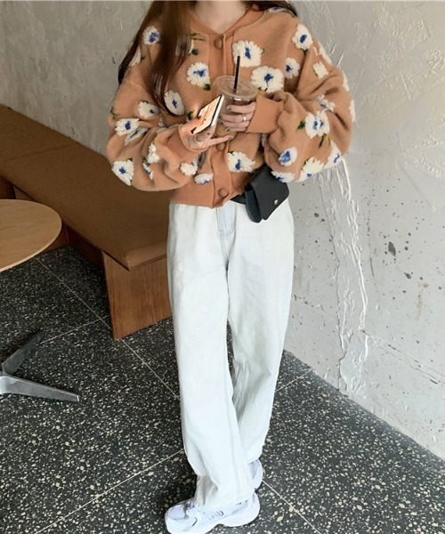 SONA（ソナ）の「SONYUNARA ボアクロップカーディガン（カーディガン/ボレロ・レディース・ブラック/コーラルピンク・FREE）」の5枚目の写真