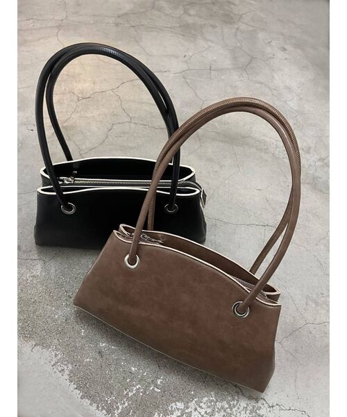 EMODA（エモダ）の「カーブラウンドハンドバッグ（ハンドバッグ・レディース・ブラック/ブラウン・FREE）」の5枚目の写真