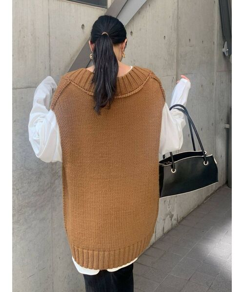 EMODA（エモダ）の「カーブラウンドハンドバッグ（ハンドバッグ・レディース・ブラック/ブラウン・FREE）」の4枚目の写真