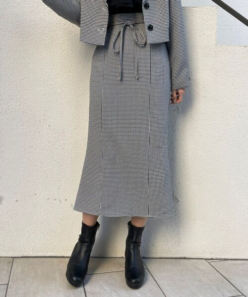 MAJESTIC LEGON（マジェスティックレゴン）の「レトロマーメイドスカート（スカート・レディース・ベージュ/ブルー系その他4/グレー/ブラック系その他・SMALL/MEDIUM）」の6枚目の写真