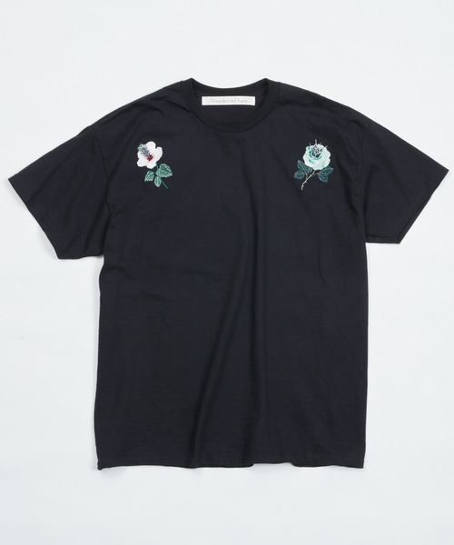 And A（アンドエー）の「AlexanderLeeChang アレキサンダーリーチャン / SO STITCH T ×Saori Ohwada コラボ ボタニカル刺繍ステッチカットソー / AC012209（Tシャツ/カットソー・メンズ・アッシュ/ブラック/サンドベージュ・2/4/3）」の6枚目の写真