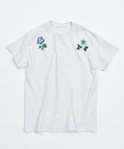 And A（アンドエー）の「AlexanderLeeChang アレキサンダーリーチャン / SO STITCH T ×Saori Ohwada コラボ ボタニカル刺繍ステッチカットソー / AC012209（Tシャツ/カットソー・メンズ・アッシュ/ブラック/サンドベージュ・2/4/3）」の9枚目の写真