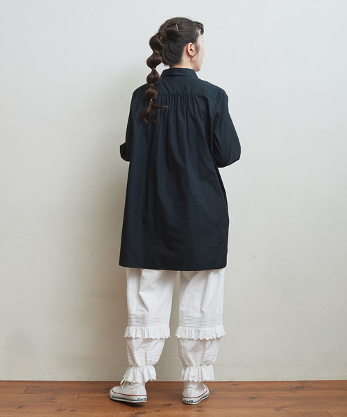 CHILD WOMAN(チャイルドウーマン)の「FINX100/2ブロード 小丸衿チュニック丈ブラウス(シャツ/ブラウス・レディース・ホワイト/ブラック/サックスブルー/レッド・FREE)」の17枚目の写真