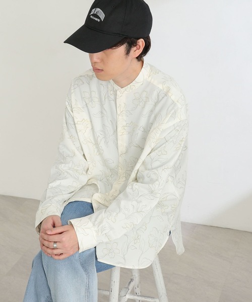 SENSE OF PLACE by URBAN RESEARCH（センスオブプレイスバイアーバンリサーチ）の「ボタニカルバンドカラーシャツA（シャツ/ブラウス・メンズ・ライトベージュ/ライトブルー・LARGE/MEDIUM）」の2枚目の写真