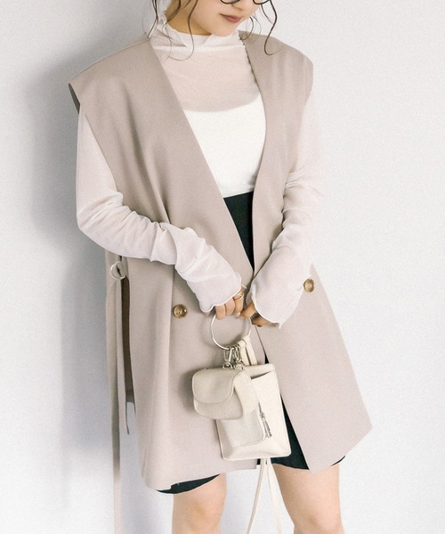 OLIVE des OLIVE（オリーブデオリーブ）の「サイドベルトジレ（ベスト・レディース・オフホワイト/ネイビー/グレイッシュベージュ・FREE）」の11枚目の写真