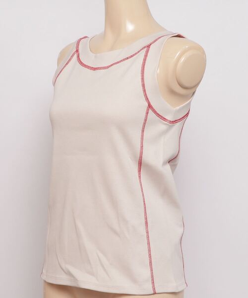 led.tokyo(レッドトウキョウ)の「【led.tokyo】ステッチカラー2WAY U/Vネックトップ (ZOZO限定カラー:グリーン)(Tシャツ/カットソー・レディース・ブラック/ホワイト/ベージュ/グリーン・M)」の17枚目の写真