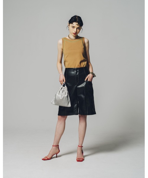 led.tokyo(レッドトウキョウ)の「【led.tokyo】ステッチカラー2WAY U/Vネックトップ (ZOZO限定カラー:グリーン)(Tシャツ/カットソー・レディース・ブラック/ホワイト/ベージュ/グリーン・M)」の13枚目の写真