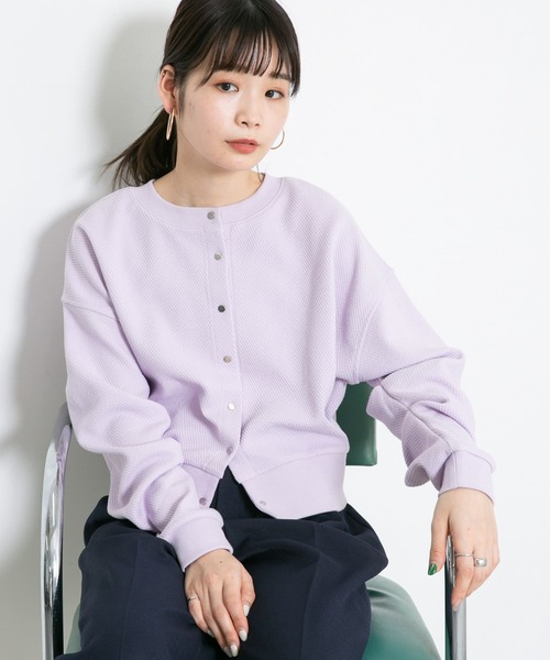 KBF（ケイビーエフ）の「2WAYスナップボタンカーディガン（カーディガン/ボレロ・レディース・ラベンダー/アイボリー/ネイビー・ONE）」の20枚目の写真