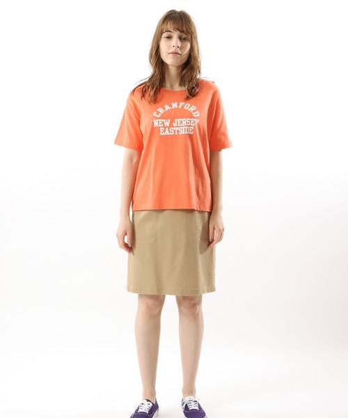 Champion(チャンピオン)の「【Champion/チャンピオン】レディース ショートスリーブTシャツ(Tシャツ/カットソー・レディース・ホワイト/ブラック/ネイビー/オレンジ系その他3・MEDIUM/LARGE)」の4枚目の写真