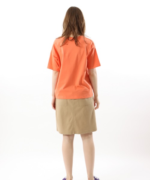 Champion(チャンピオン)の「【Champion/チャンピオン】レディース ショートスリーブTシャツ(Tシャツ/カットソー・レディース・ホワイト/ブラック/ネイビー/オレンジ系その他3・MEDIUM/LARGE)」の9枚目の写真