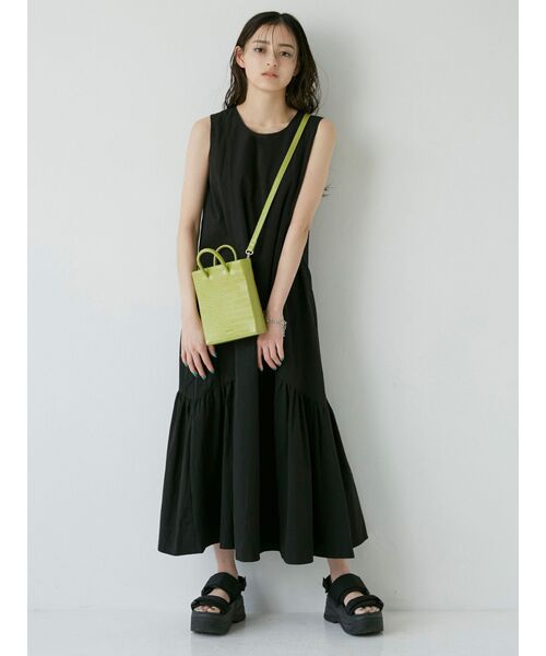 MURUA(ムルーア)の「サイドティアードワンピース(ワンピース・レディース・ブラック/ベージュ/グリーン・FREE)」の12枚目の写真