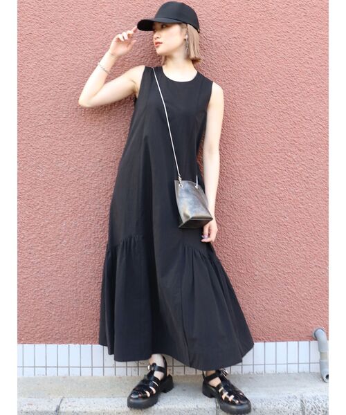 MURUA(ムルーア)の「サイドティアードワンピース(ワンピース・レディース・ブラック/ベージュ/グリーン・FREE)」の10枚目の写真