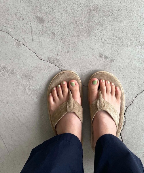 CANAL JEAN（キャナルジーン）の「El mar(エルマール) フェイクスエードトングサンダル（サンダル・レディース・ブラック/ベージュ/ブラウン・SMALL/MEDIUM/LARGE/X-LARGE/XXL）」の11枚目の写真