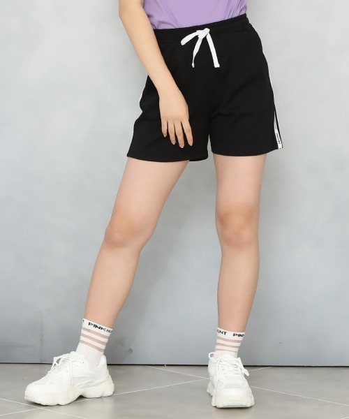 PINKHUNT（ピンクハント）の「PINKHUNT アクティブショートパンツ 6913K（その他パンツ・キッズ・ベージュ/オレンジ系9/ブラック・130cm/160cm/120cm/140cm/150cm）」の2枚目の写真