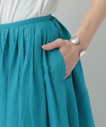 カレンソロジー⭐︎タフタスカート　カーキ　38 Curensology（カレンソロジー）の「Curensology(カレンソロジー