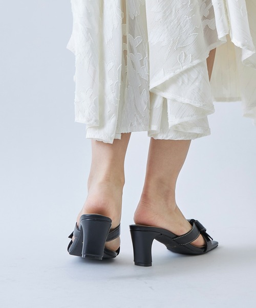 tocco closet（トッコ　クローゼット）の「スクエアトゥミュールサンダル（サンダル・レディース・ブラック/キャメル・L/M/LL/S）」の10枚目の写真