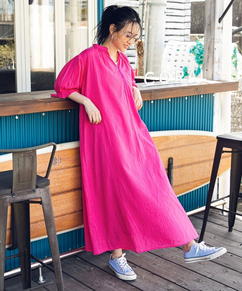 新品Mサイズブルーのワンピースミャクミャクコーデにどうぞ GU ワンピース（S）ロング 半袖 ブルー 夏色 ミャクミャクコーデ