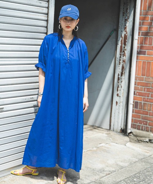 新品Mサイズブルーのワンピースミャクミャクコーデにどうぞ GU ワンピース（S）ロング 半袖 ブルー 夏色 ミャクミャクコーデ