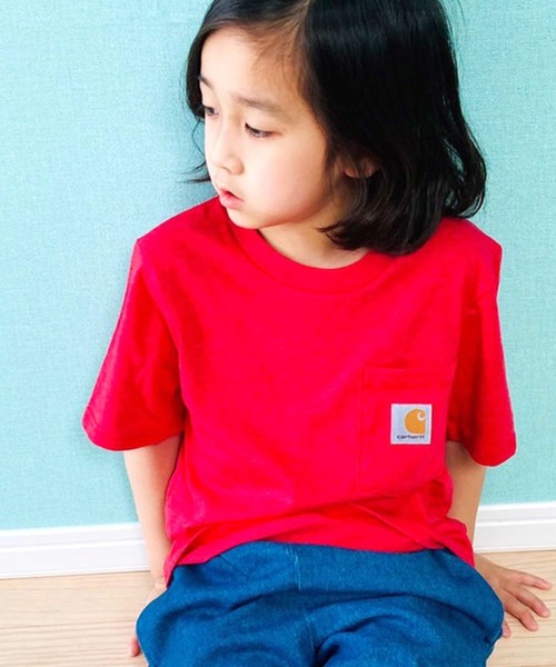 Carhartt（カーハート）の「carhartt  ワンポイントロゴ 半袖ポケットTシャツ キッズ（Tシャツ/カットソー・キッズ・ブラック/オレンジ/ブルー/ブルー系1/レッド系・4/6/5/7/S/M/L/XL）」の4枚目の写真