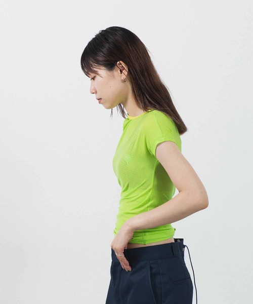 TheOpen Product（ザオープンプロダクト）の「THE OPEN PRODUCT ONE SHOULDER CUT-OUT TOP GTO222TS007（Tシャツ/カットソー・レディース・ブラウン/グリーン・1）」の11枚目の写真