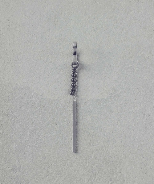 and cloud（アンドクラウド）の「【ZOZOTOWN Limited】4way Hoop Earring / Single（イヤリング・レディース・ゴールド系その他/ブラック系その他/シルバー系その他・FREE）」の3枚目の写真