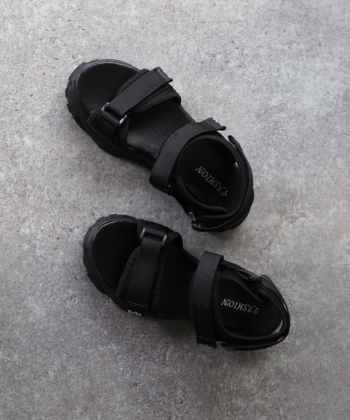 Riberry（リベリー）の「スポーツサンダル（サンダル・レディース・ブラック/アイボリー・MEDIUM/LARGE）」の5枚目の写真