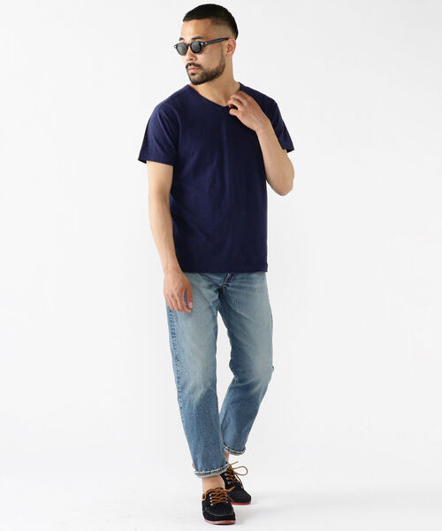 BEAMS PLUS(ビームスプラス)の「BEAMS PLUS / V ネック Tシャツ(Tシャツ/カットソー・メンズ・オフホワイト/ネイビー/ピンク/ブラック・X-LARGE/LARGE/MEDIUM/SMALL)」の9枚目の写真