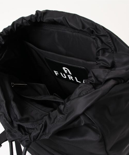 FURLA（フルラ）の「MAN COSMO M BACKPACK（バックパック/リュック・メンズ・ブラック・ONE SIZE）」の2枚目の写真