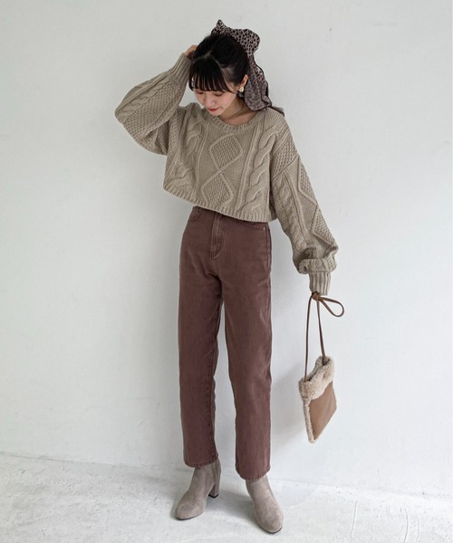 EPIMI E'PIMMY（エピミエピミー）の「ケーブルショートニット（ニット/セーター・レディース・ベージュ/ブラウン/オフホワイト/オレンジ/アイボリー/ピンクベージュ・MEDIUM）」の12枚目の写真