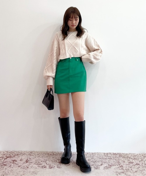 EPIMI E'PIMMY（エピミエピミー）の「ケーブルショートニット（ニット/セーター・レディース・ベージュ/ブラウン/オフホワイト/オレンジ/アイボリー/ピンクベージュ・MEDIUM）」の14枚目の写真