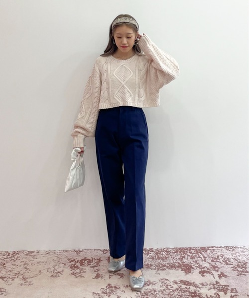 EPIMI E'PIMMY（エピミエピミー）の「ケーブルショートニット（ニット/セーター・レディース・ベージュ/ブラウン/オフホワイト/オレンジ/アイボリー/ピンクベージュ・MEDIUM）」の16枚目の写真