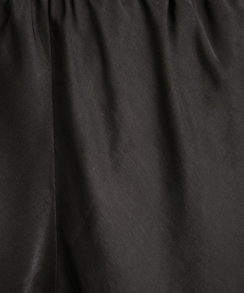 COLLAGE GALLARDAGALANTE（コラージュガリャルダガランテ）の「【OT】落ち感/キレイなライン/サテン地/フィブリルワイドパンツ/手洗い可（その他パンツ・レディース・ブラック/マスタード・FREE）」の12枚目の写真