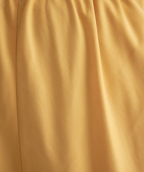 COLLAGE GALLARDAGALANTE（コラージュガリャルダガランテ）の「【OT】落ち感/キレイなライン/サテン地/フィブリルワイドパンツ/手洗い可（その他パンツ・レディース・ブラック/マスタード・FREE）」の5枚目の写真