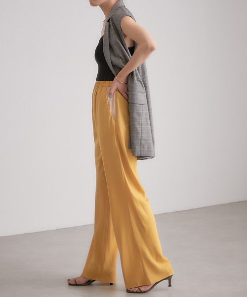 COLLAGE GALLARDAGALANTE（コラージュガリャルダガランテ）の「【OT】落ち感/キレイなライン/サテン地/フィブリルワイドパンツ/手洗い可（その他パンツ・レディース・ブラック/マスタード・FREE）」の8枚目の写真