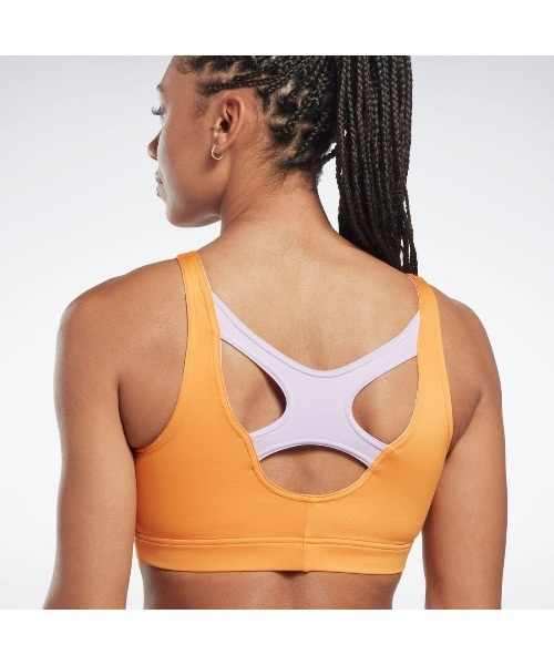 Reebok（リーボック）の「ワークアウトレディ スポーツブラ / Workout Ready Sports Bra （スポーツブラ・レディース・ブラック/ブルー/グリーン/パープル/オレンジ・SMALL/MEDIUM/LARGE/X-LARGE/X-SMALL）」の16枚目の写真
