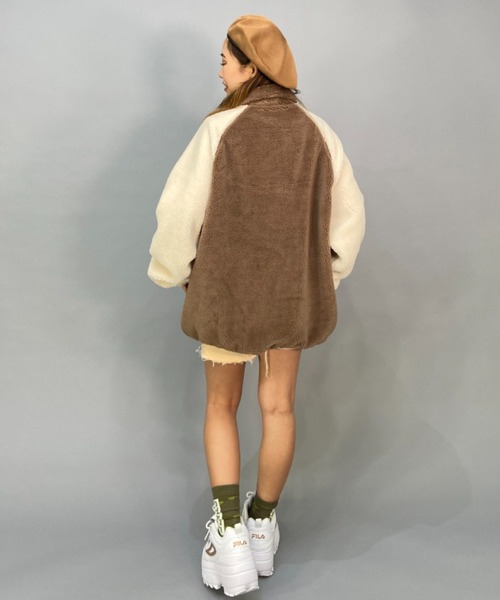 BILLABONG(ビラボン)の「BILLABONG/ビラボン ビッグシルエット/オーバーサイズ/2トーン切り替えボアフルジップジャケット BC014-759(ムートンコート・レディース・ブラウン/ブルー/ブラック・M/L)」の20枚目の写真